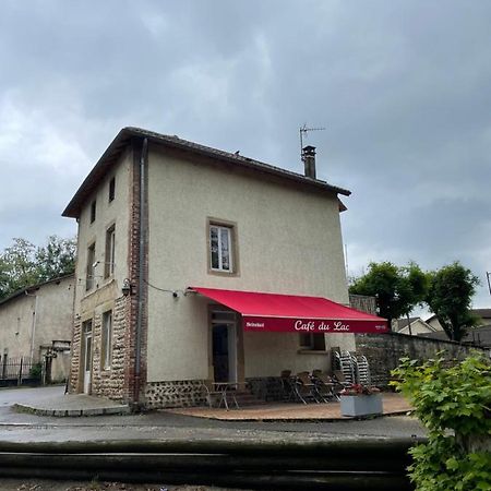 Cafe Du Lac Manthes Exterior foto